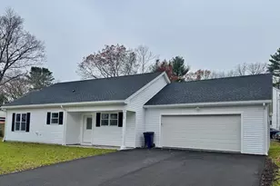 109 Navy Yard Rd, Dracut, MA 01826 - Photo 2