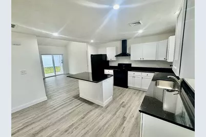 109 Navy Yard Rd, Dracut, MA 01826 - Photo 4