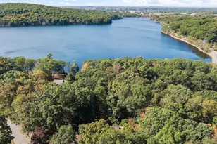 35 Bonny Ln, North Andover, MA 01845 - Photo 2