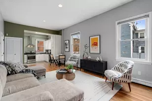 172 Bunker Hill St, Boston, MA 02129 - Photo 4