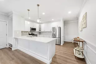 320 Middlesex Ave, Medford, MA 02155 - Photo 8