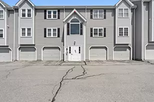 94 Tennis Plaza Rd, Dracut, MA 01826 - Photo 2