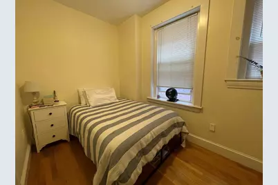 191 Winthrop Rd #2, Brookline, MA 02445 - Photo 12