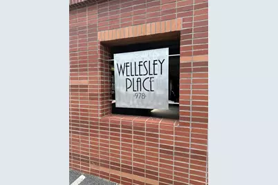 978 Worcester Street #412, Wellesley, MA 02482 - Photo 2