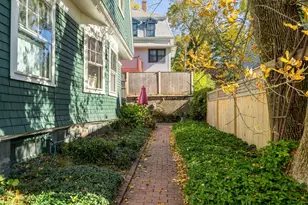86 Avon Hill St, Cambridge, MA 02140 - Photo 18