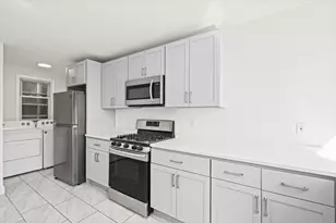 18 Dudley St, Cambridge, MA 02140 - Photo 2