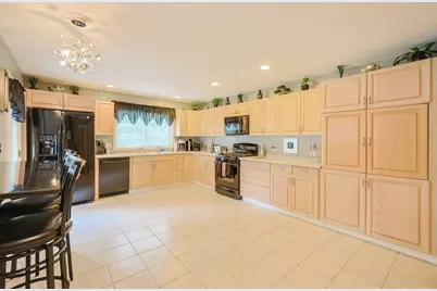 45 Half Crown Cir #45, Ashland, MA 01721 - Photo 14