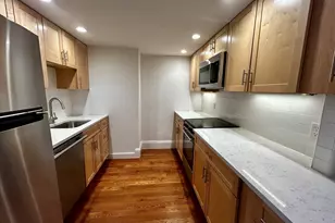 231 Beacon St, Boston, MA 02116 - Photo 4