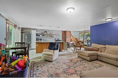 368 Essex Ave, Gloucester, MA 01930 - Photo 10