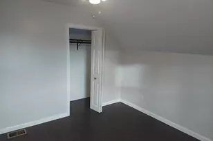 8 Phillips St, Attleboro, MA 02703 - Photo 10