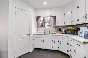 192 Franklin St, Haverhill, MA 01830 - Photo 28