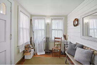 39 State St, Chicopee, MA 01013 - Photo 6