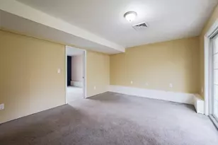 171 Marvel St, Swansea, MA 02777 - Photo 28