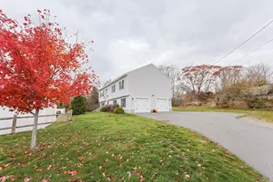 171 Marvel St, Swansea, MA 02777 - Photo 40