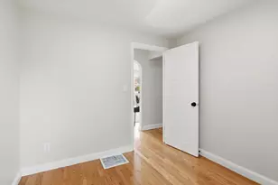 61 Clarence St, West Springfield, MA 01089 - Photo 20