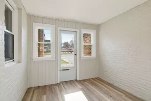 61 Clarence St, West Springfield, MA 01089 - Photo 14