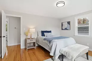 61 Clarence St, West Springfield, MA 01089 - Photo 16