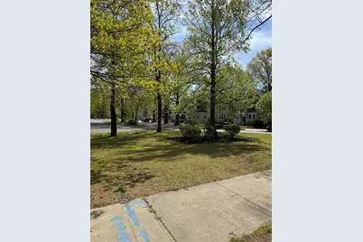 21 Westford Cir, Springfield, MA 01119 - Photo 28