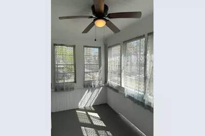 21 Westford Cir, Springfield, MA 01119 - Photo 18