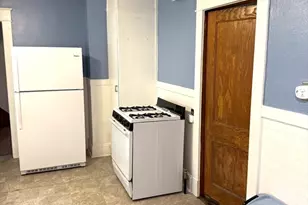 21 Westford Cir, Springfield, MA 01119 - Photo 6