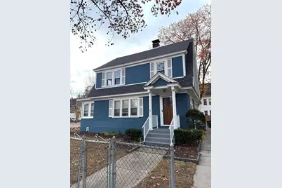 21 Westford Cir, Springfield, MA 01119 - Photo 2