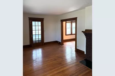 21 Westford Cir, Springfield, MA 01119 - Photo 8