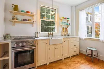 61 William St, Worcester, MA 01609 - Photo 4
