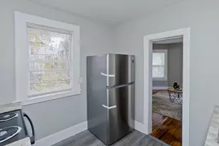 65 Montrose St, Springfield, MA 01109 - Photo 18