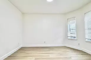 78 Orchard St, Medford, MA 02155 - Photo 10