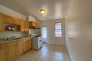 884 Huntington Ave, Boston, MA 02115 - Photo 1