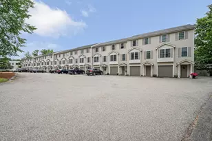 42 Rogers St, Tewksbury, MA 01876 - Photo 32