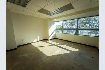 300 Ocean Avenue #5th Floor, Revere, MA 02151 - Photo 8