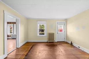 24 School St, Oak Bluffs, MA 02557 - Photo 6