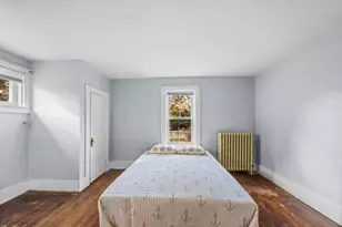 24 School St, Oak Bluffs, MA 02557 - Photo 16