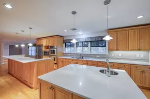 470 Rockland St, Brockton, MA 02301 - Photo 8