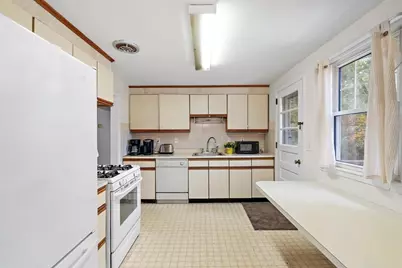 30 Rolling Ln, Sudbury, MA 01776 - Photo 8
