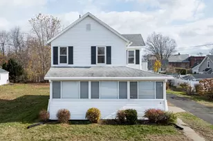 3 Ellsworth St, Westfield, MA 01085 - Photo 2