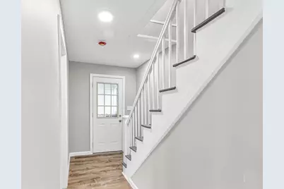 3 Ellsworth St, Westfield, MA 01085 - Photo 18