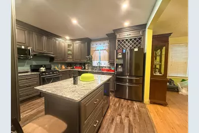 92 Spencer St, Boston, MA 02124 - Photo 16