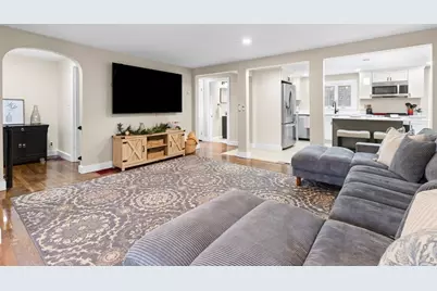 123 Pond Street, Georgetown, MA 01833 - Photo 8