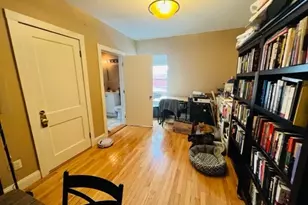 9 Rice St, Brookline, MA 02445 - Photo 6