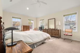 20 Beauregard Cir, Marlborough, MA 01752 - Photo 14