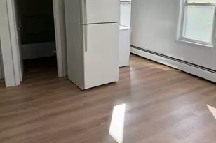 8 Bourne St, Worcester, MA 01606 - Photo 4