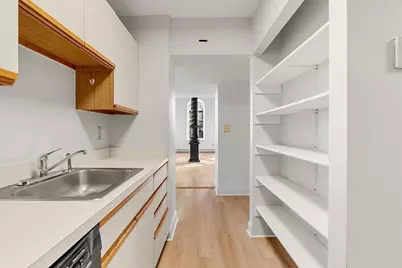 201 Thorndike #2-312, Lowell, MA 01852 - Photo 8