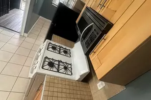 23 Mt Ida Rd, Boston, MA 02122 - Photo 4