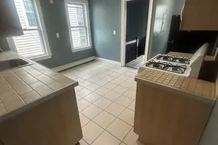 23 Mt Ida Rd, Boston, MA 02122 - Photo 6