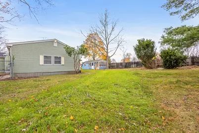 25 Lakeview St, Blackstone, MA 01504 - Photo 22