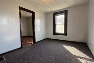 295 Main, Springfield, MA 01151 - Photo 4