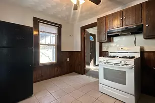 295 Main, Springfield, MA 01151 - Photo 2