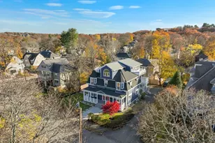 10 Washington Park, Newton, MA 02460 - Photo 2